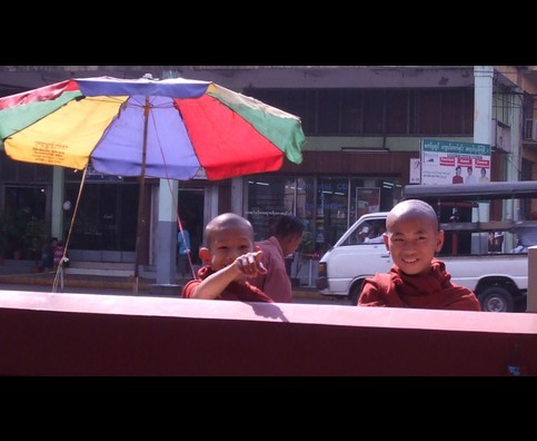 Burma Monks 7