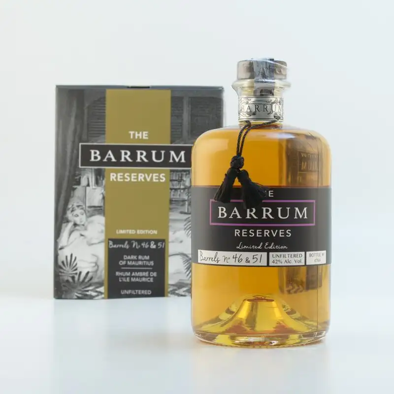 Image of the front of the bottle of the rum Reserves