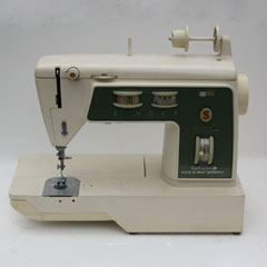 Singer 784