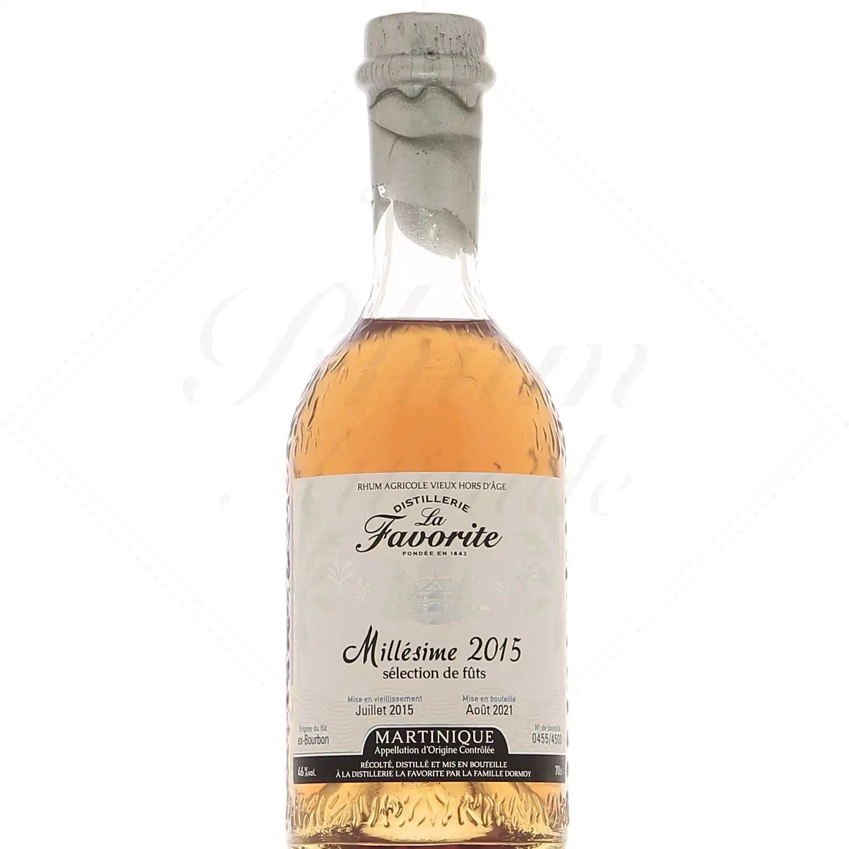 Image of the front of the bottle of the rum Selection de fût