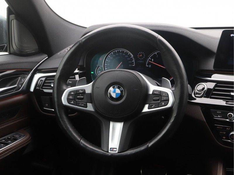 BMW 6 Serie Gran Turismo 640i High Executive M-Sport afbeelding 2