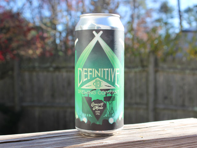 Concert Mode, a DDH IPA brewed by Definitive Brewing Company