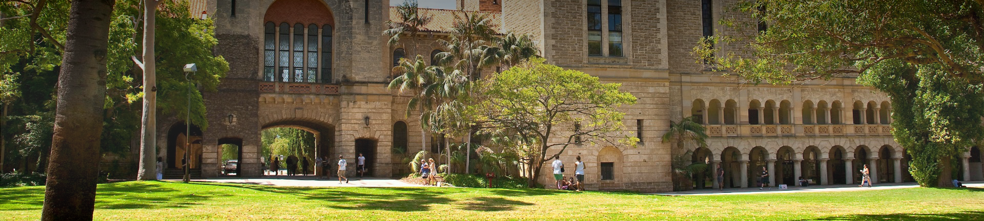 Campus and quad view with students of the University of Western Australia