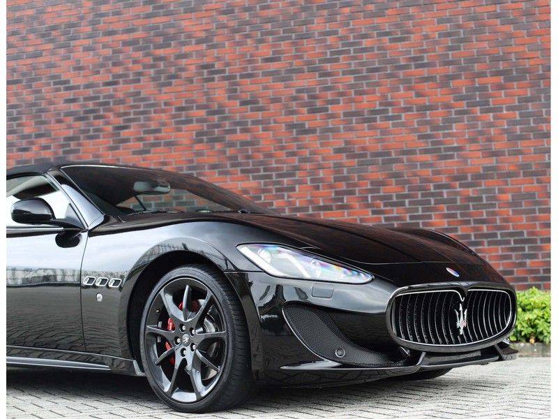 Maserati GranCabrio 4.7 Sport *Bose*Rood stiksel* afbeelding 15