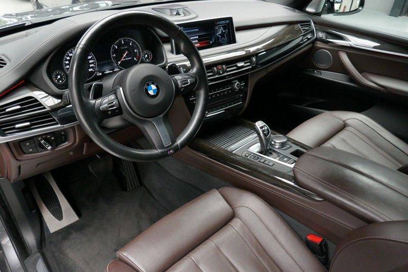 BMW X5 M50d B&O - Panoramadak afbeelding 16