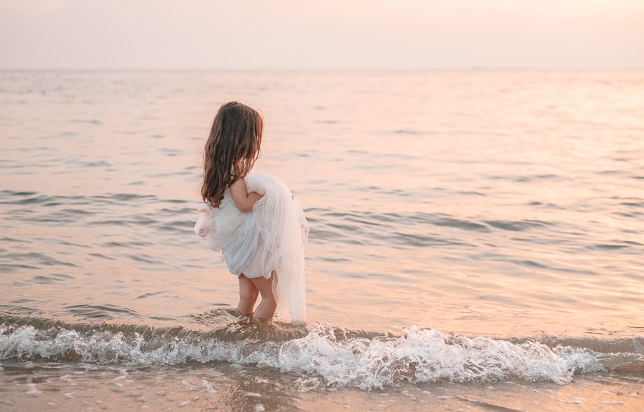 Mädchen im Meer