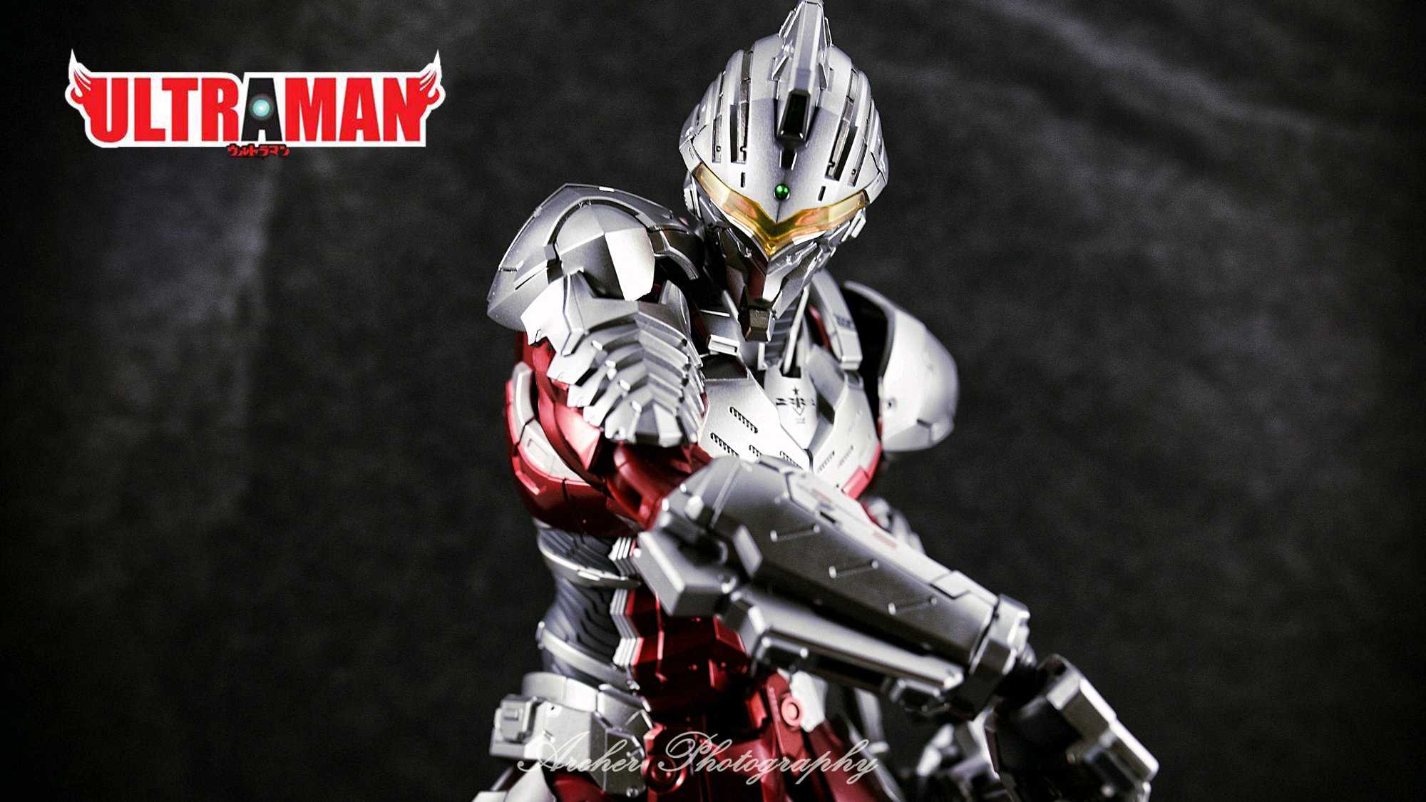 ULTRAMAN x SEVEN SUIT