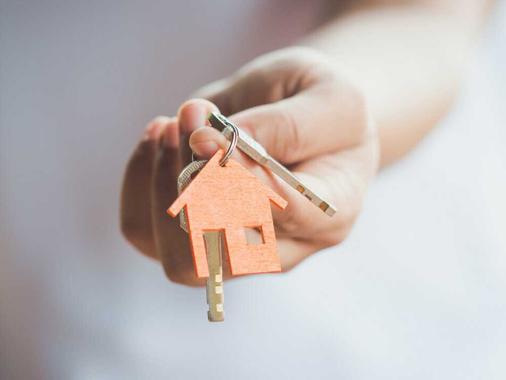 Coronavirus: Should You Buy A House Right Now?