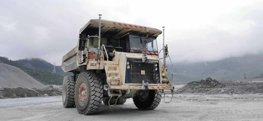 Ouster sensors on a Waytous mining vehicle
