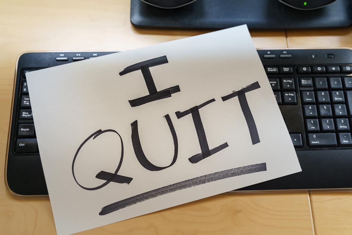 How to Recruit, Train, And Retain Employees During The Great Resignation