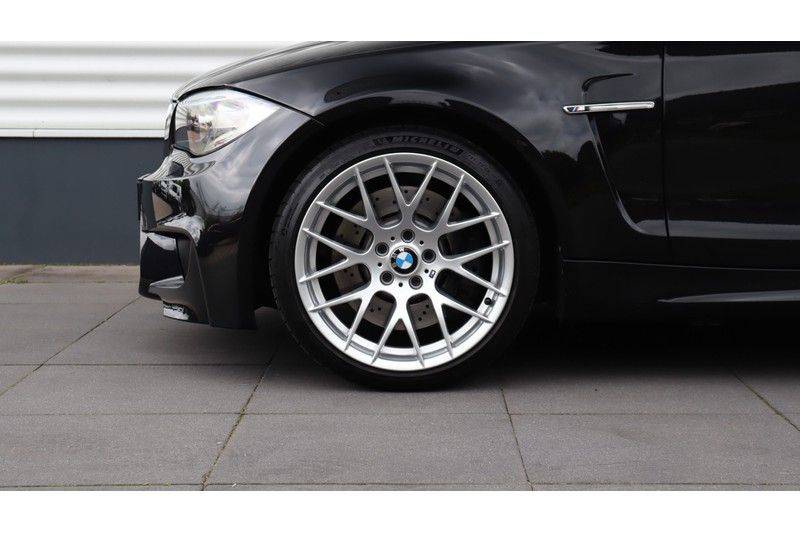 BMW 1 Serie Coupe 3.0i M Akrapovic, Harman/Kardon, Comfort Access afbeelding 4