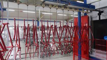 Finishing lines conveyors for any industrial liquid or powder coating process