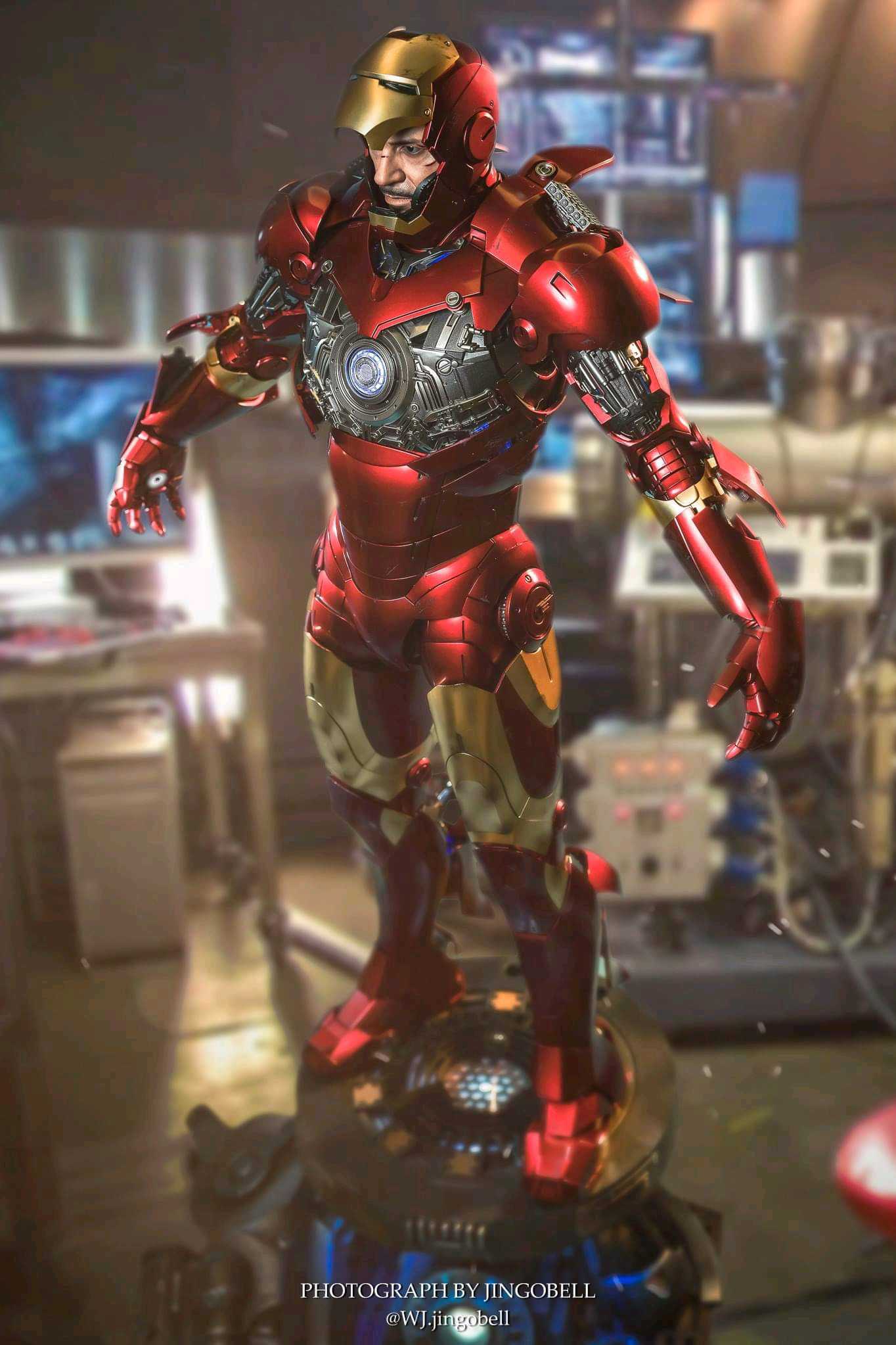 HT 1/4 Iron Man MK3 Album