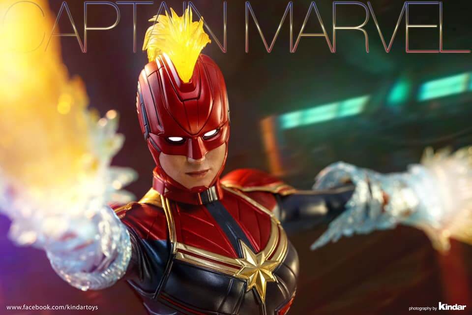 Hot Toys Captain Marvel