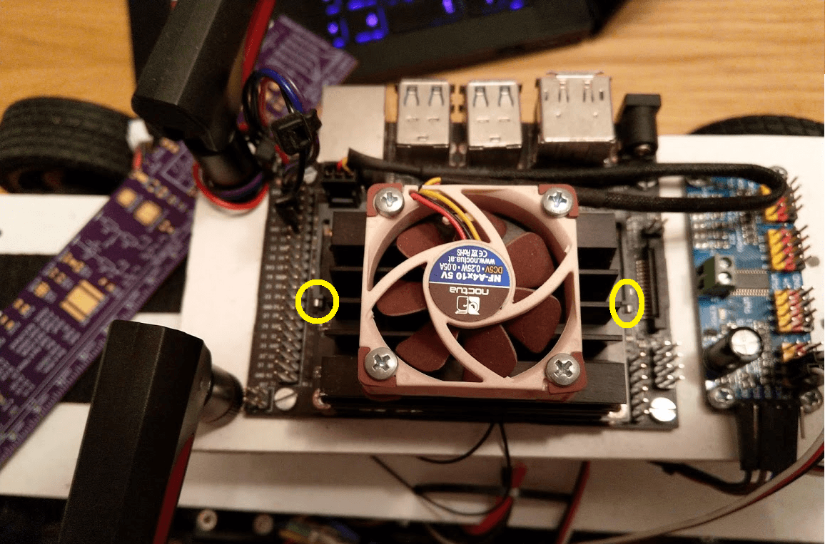 Levers that hold the Nano card in place