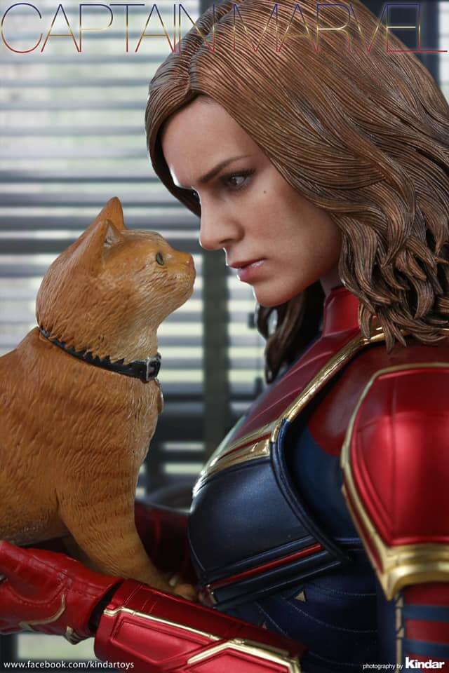 Hot Toys Captain Marvel