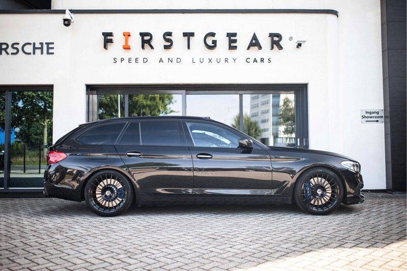 BMW 5 Serie Touring Alpina B5 Bi-Turbo Allrad *Pano / Harman-Kardon / ACC / Massage / HUD / Standverwarming* afbeelding 3