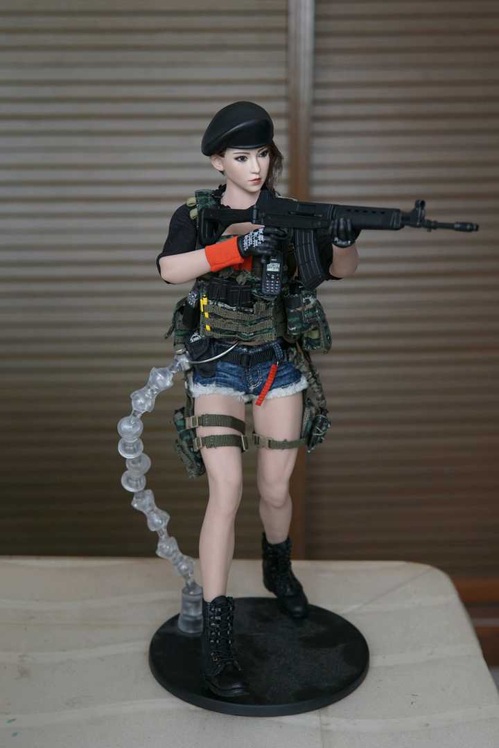 Phicen 1/6 Scale Soldier Pure Loli Dress Model for 12 Female Small Chest  Body