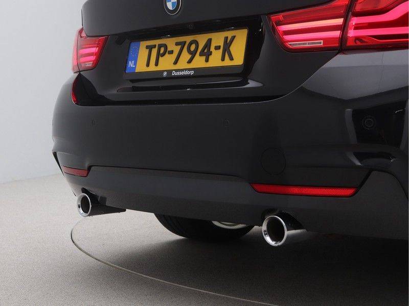 BMW 4 Serie Coupé 440i High Executive M-Sport afbeelding 25