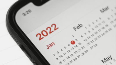 Calendar on phone showing the year 2022