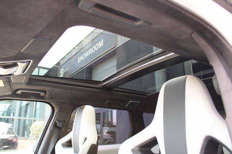 Land Rover Range Rover Sport 5.0 V8 SVR Pano, 23", Schaalstoelen, Carbon afbeelding 13