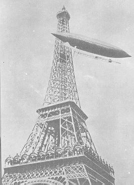 Santos-Dumont fait voler son dirigeable n° 6 au-dessus de la tour Eiffel en juillet 1901