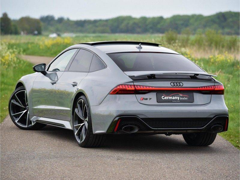 Audi RS7 Sportback 4.0TFSI 600pk Quattro Black Optic Laser-Led Softclose Head-Up Leder-dash RS-Zetels 22-Inch 360Camera afbeelding 17