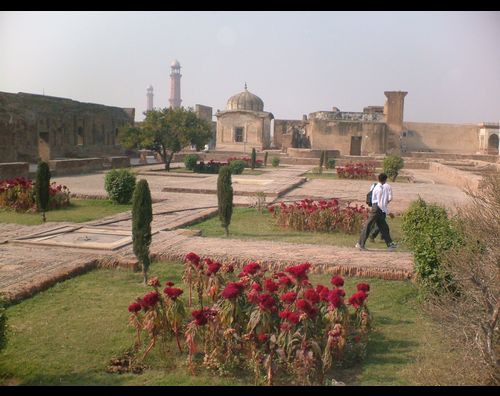 Lahore old fort 13