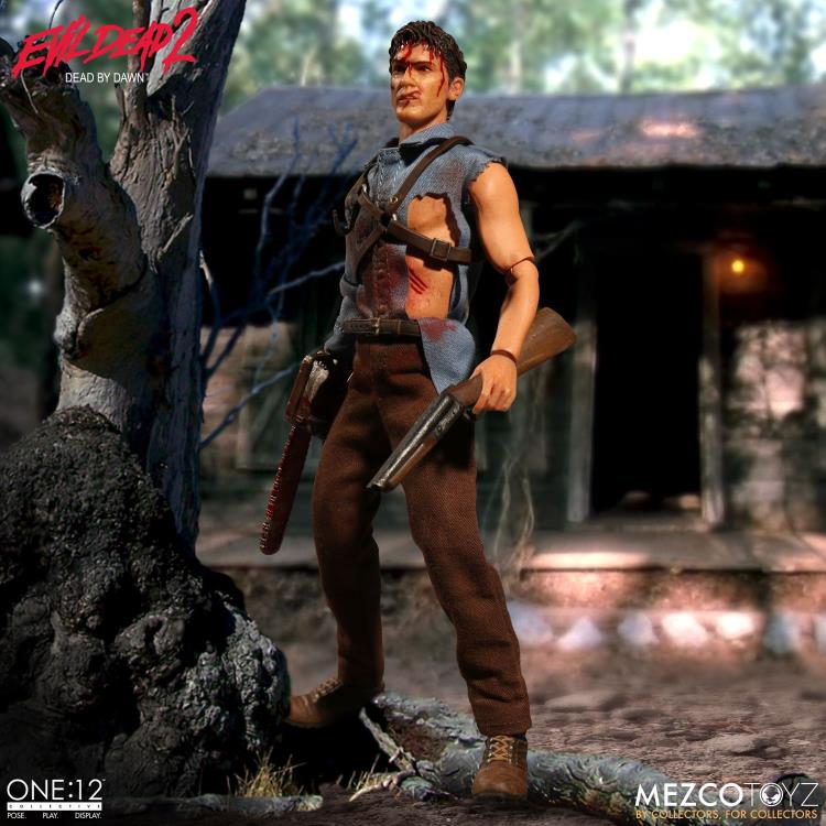 Mezco Toyz Evil Dead 2 One:12 Collective Ash