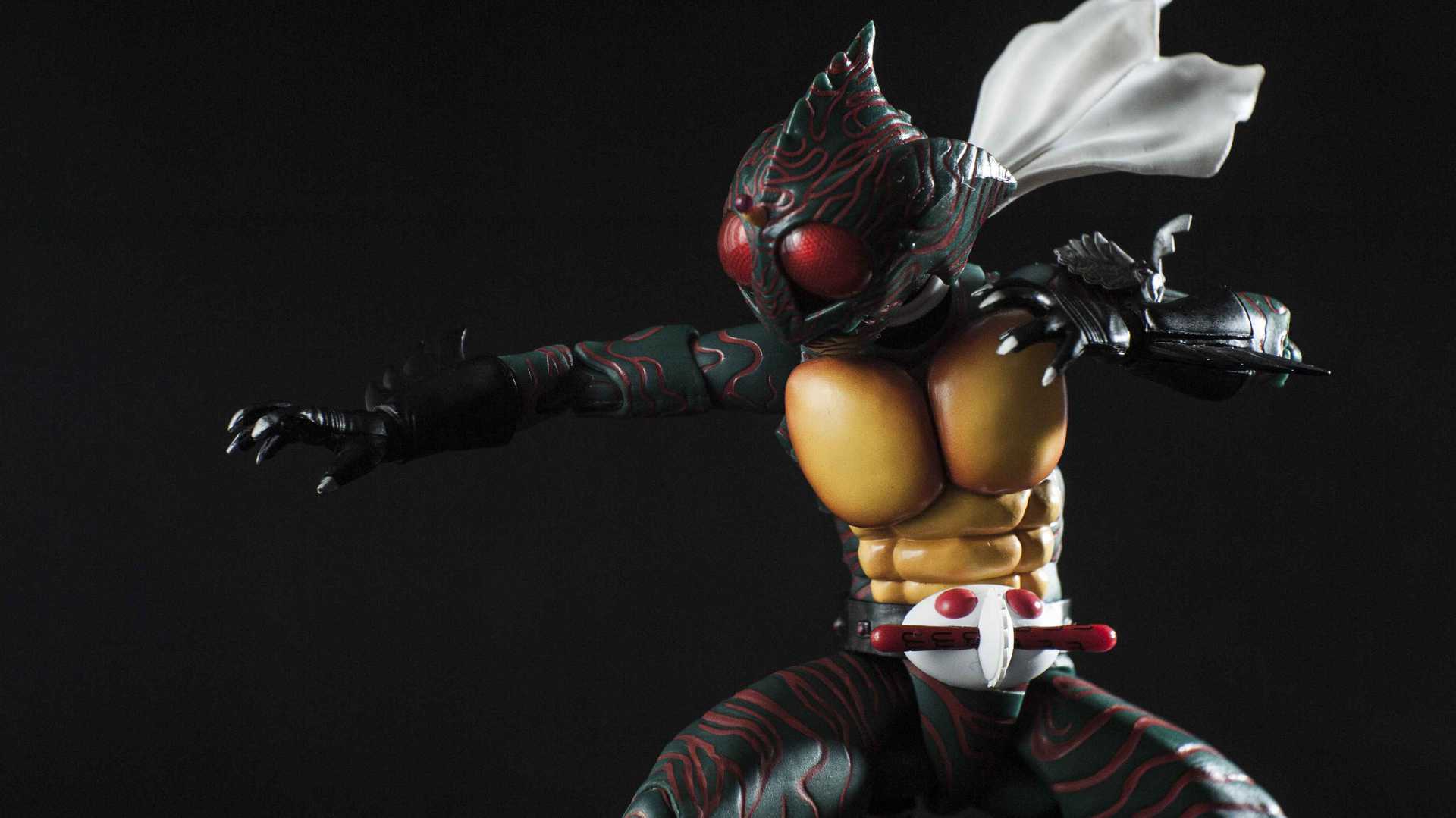 SH Figuarts Kamen Rider Amazon