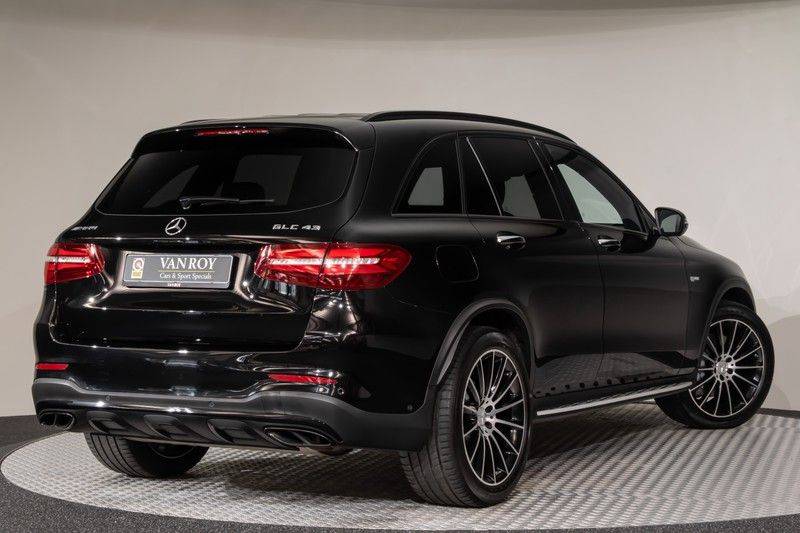 Mercedes-Benz GLC GLC43 AMG 4Matic Panoramadak Luchtvering Distronic Sportleder+Memory Burmester ComandOnline Keyless AmbientLight Full-Led StuurPilot 360Camera Parktronic Pdc afbeelding 8