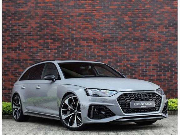 Audi RS4 Avant 2.9 TFSI *Carbon*Keramisch*HUD*B&O*