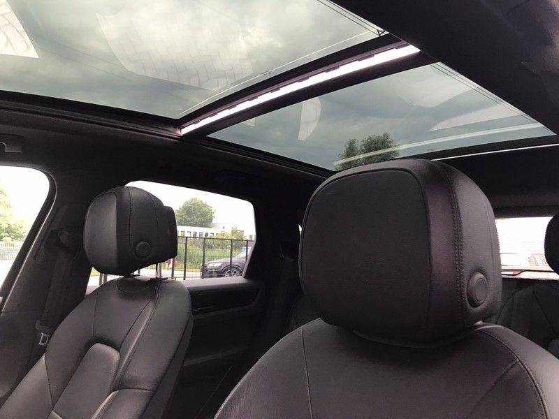 Porsche Cayenne 3.0 340PK, Pano, Luchtvering, 360* Camera, Keyless, Soft-Close, Lane Assist, PDLS, PASM, Trekhaak, 21INCH, BTW! afbeelding 13