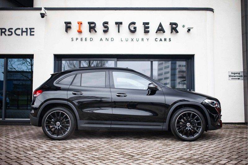 Mercedes-Benz GLA 200 AMG Line *Pano / HUD / Memorystoelen / 360 Cam / Burmester* afbeelding 3