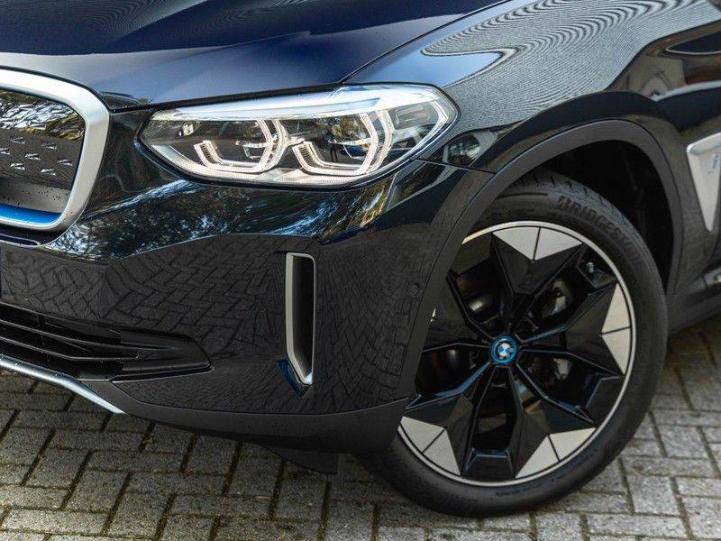 BMW iX3 High Executive - Direct Beschikbaar! afbeelding 8