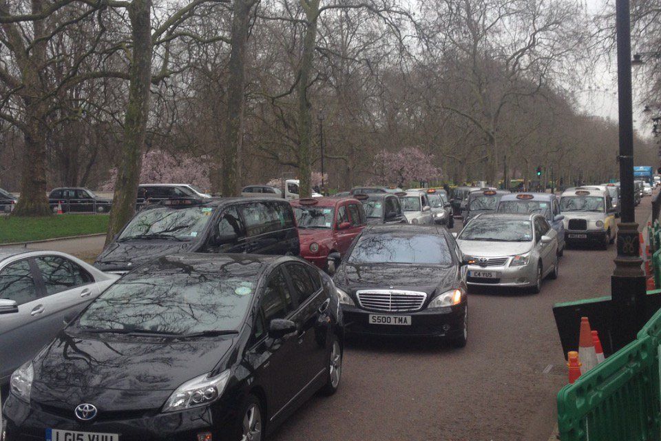 oh my god twitter doesn’t include alt text from images in their API