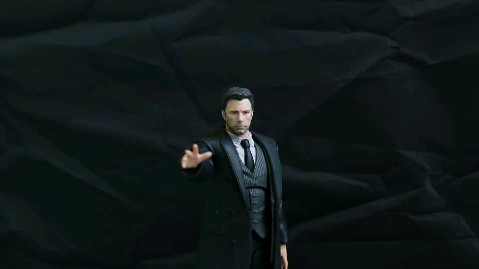 Mafex Justice League Ben Bruce Wayne