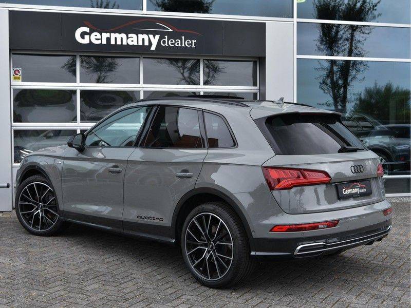 Audi Q5 2.0TFSI 252pk Quattro S-Line Lucht Black Edition Quantum! RS-Zetels Carbon Pano 360Camera 20-Inch afbeelding 6