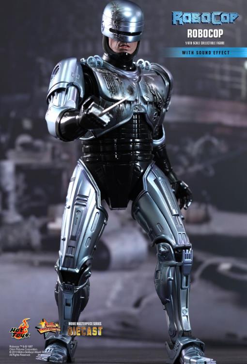 Hot Toys RoboCop MMS202D04 RoboCop 1/6th Scale Collectible Figure