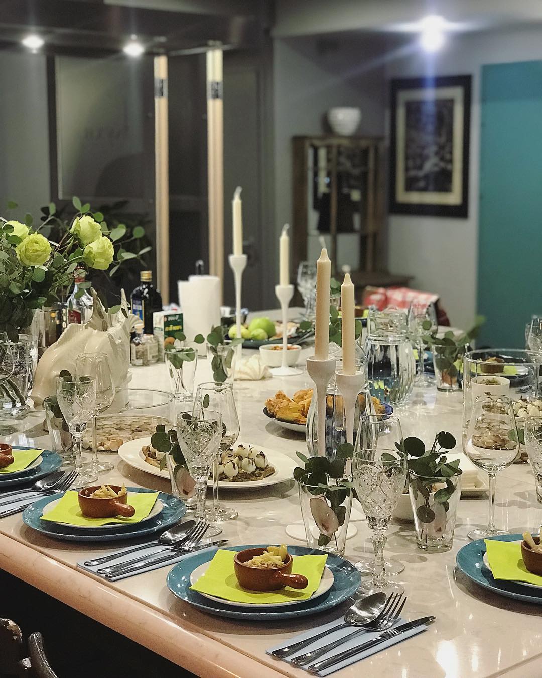 Make Interiors | “Встреча у плиты” с директором @details_design_school 😊 #interior#design#moscow#makeinteriors#decor#interiors
