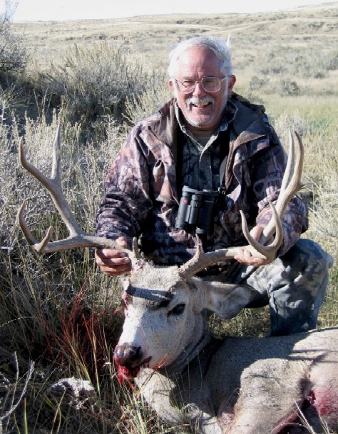 JoeAfteraFewJokesBullPasture2005.jpg