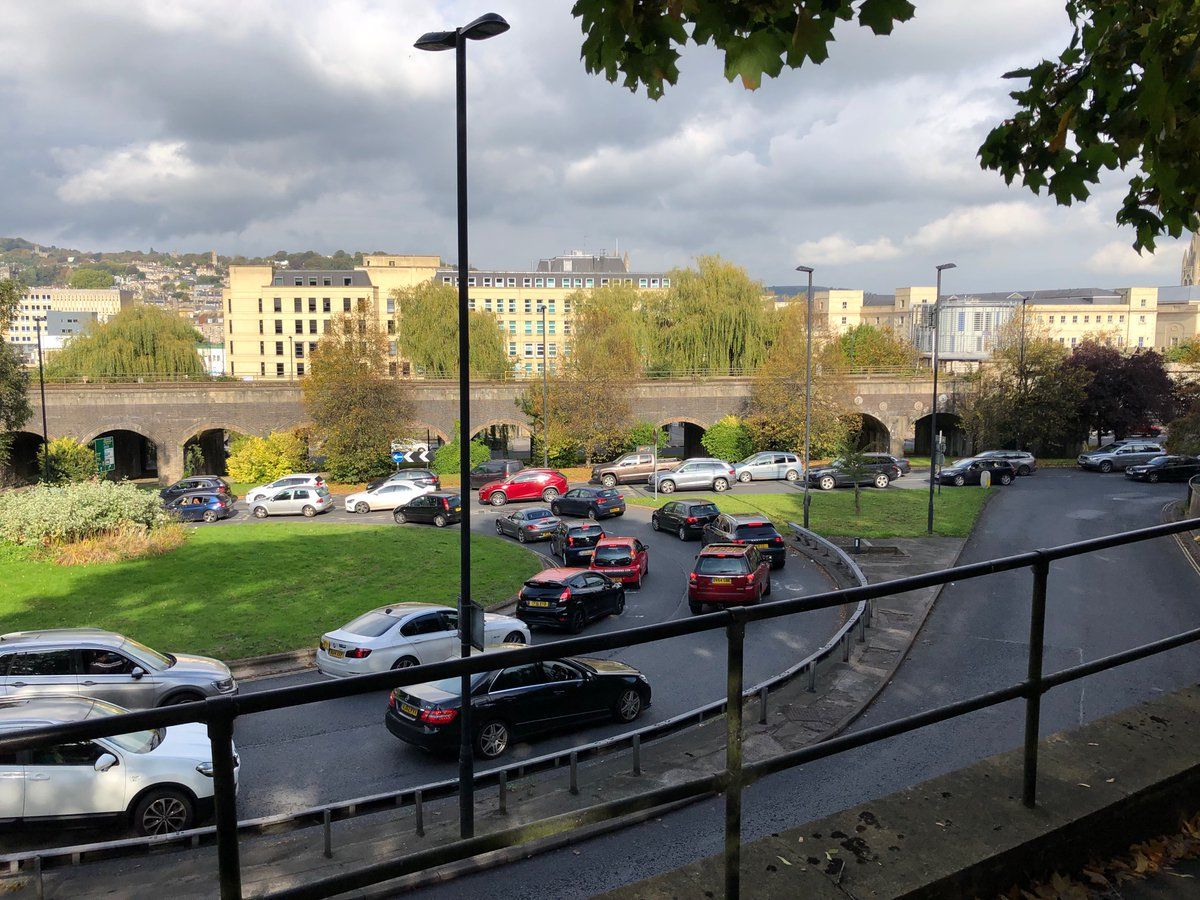 oh my god twitter doesn’t include alt text from images in their API