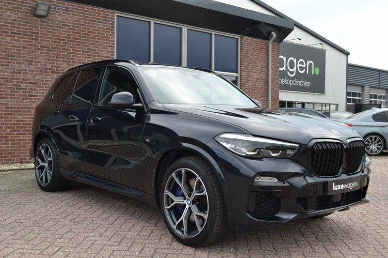 BMW X5 xDrive30d 265pk M-Sport Pano Luchtv Trekh DA+ PA+ Standk afbeelding 24