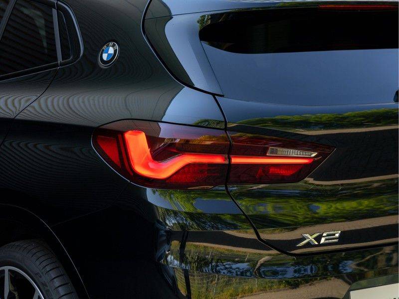 BMW X2 sDrive20i M-Sport - Panorama - Harman Kardon - DAB - Head-up afbeelding 9