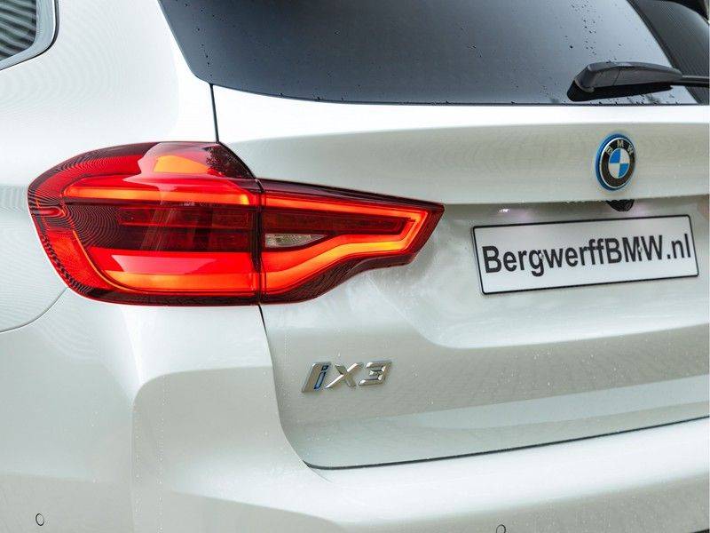 BMW iX3 High Executive - Trekhaak - Direct Beschikbaar! afbeelding 9