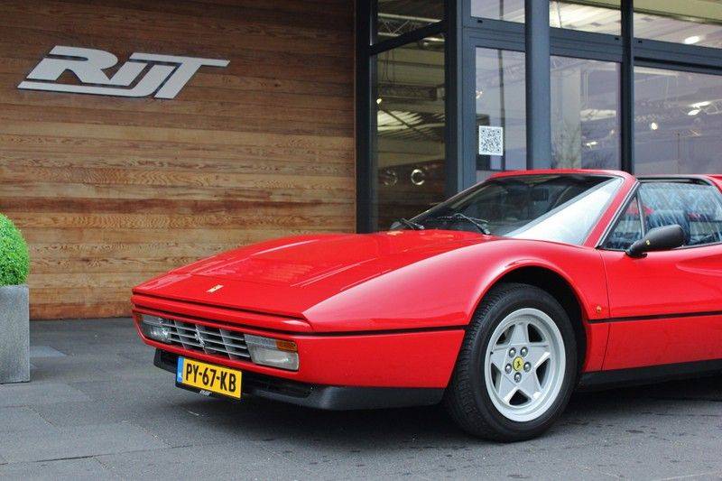 Ferrari 328 GTS Quattrovalvone 3.2 V8 270pk NL Auto afbeelding 10