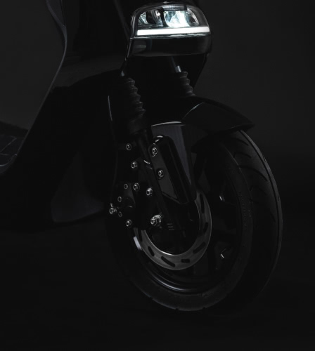 Wunder Vehicles Yadea moped wheel