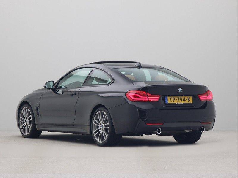 BMW 4 Serie Coupé 440i High Executive M-Sport afbeelding 11