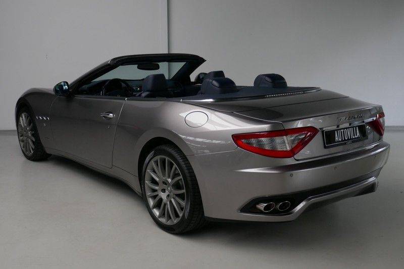 Maserati GranCabrio 4.7 afbeelding 14