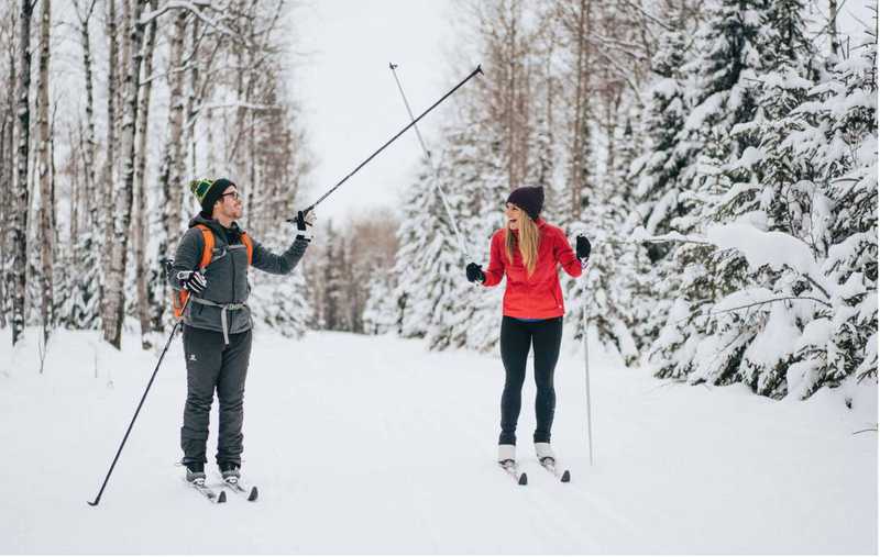 Cross Country Skiing in Waskesiu Cross Country Skiing in Waskesiu